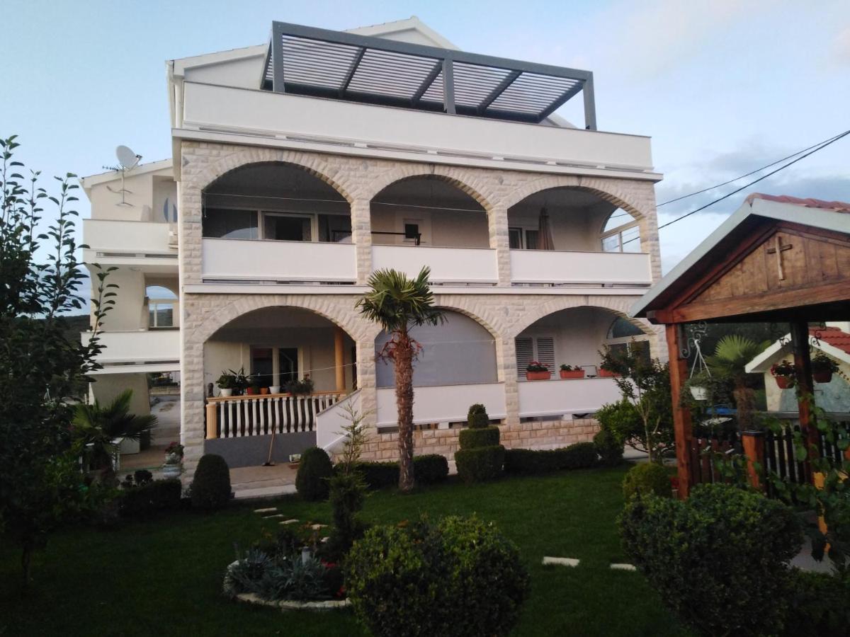 Solmaris Apartments Sukošan 外观 照片